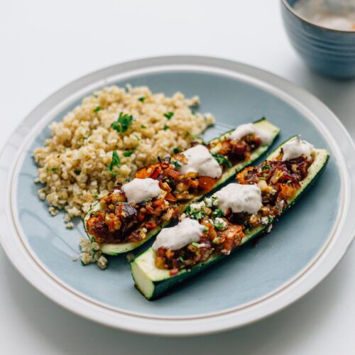 Gefüllte Zucchini